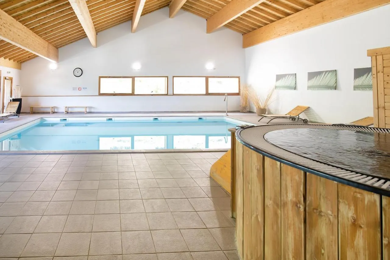 Apartment Le Hameau Spa & Piscine Studio Superieur 2 Pers By Alpvision Residences Orelle