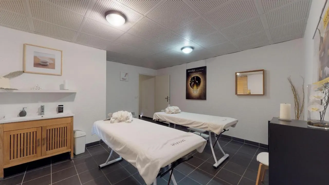 Apartment Le Hameau Spa & Piscine Studio Superieur 2 Pers By Alpvision Residences Orelle France